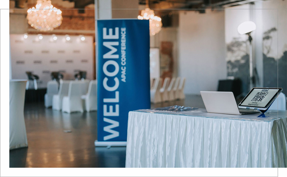 Freestanding promotional standi sign